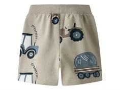 Sandfavede sweatshorts med traktorprint fra Name It 13247016 pure cashmere